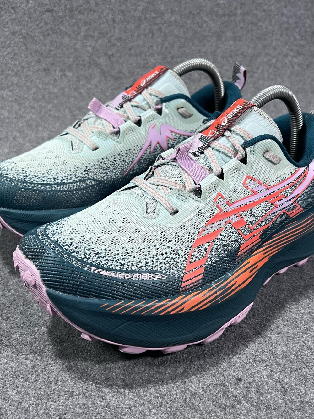 Asics Trabuco Max 4 Cold Moss/Nova Orange 1012B769-400 Women’s Size 9 - Worn